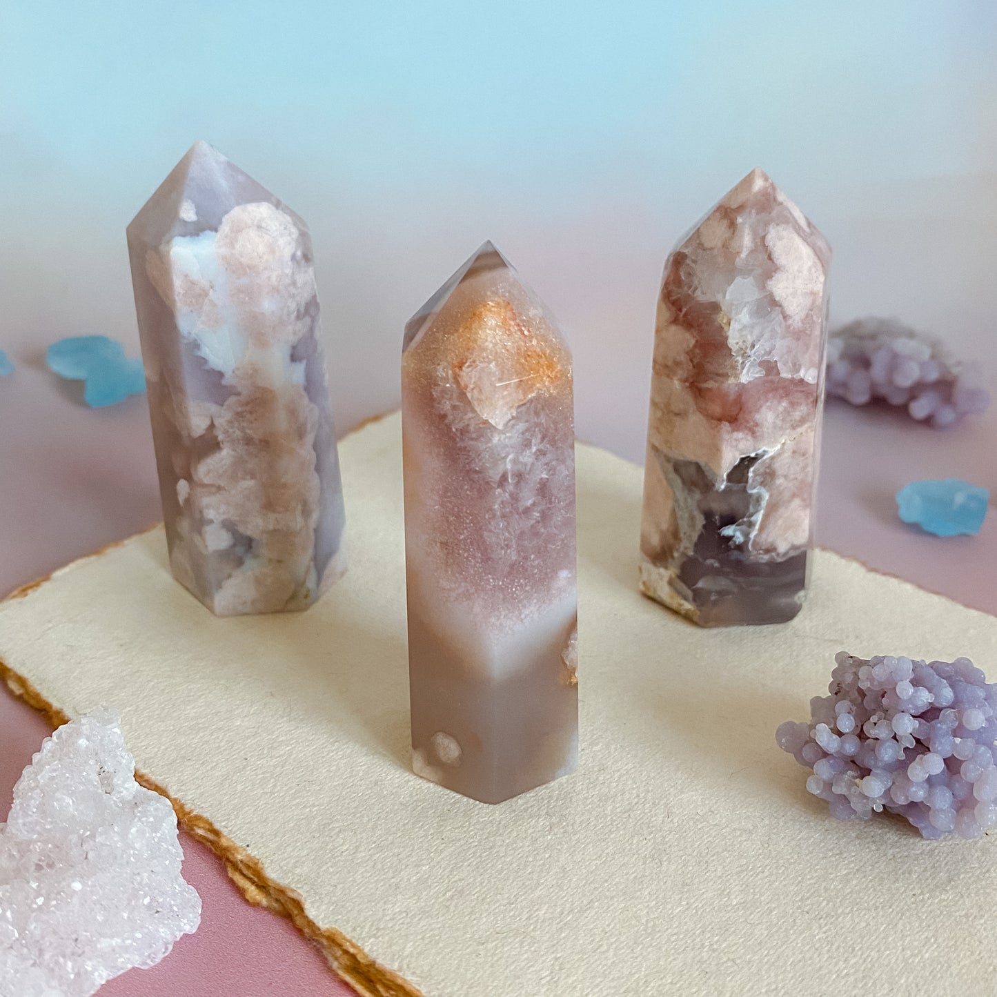 Flower Agate points